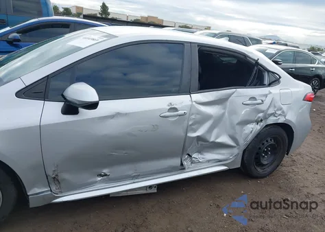 2021 Toyota Corolla Le z USA, uszkodzony, nr VIN 5YFEPMAE7MP223909